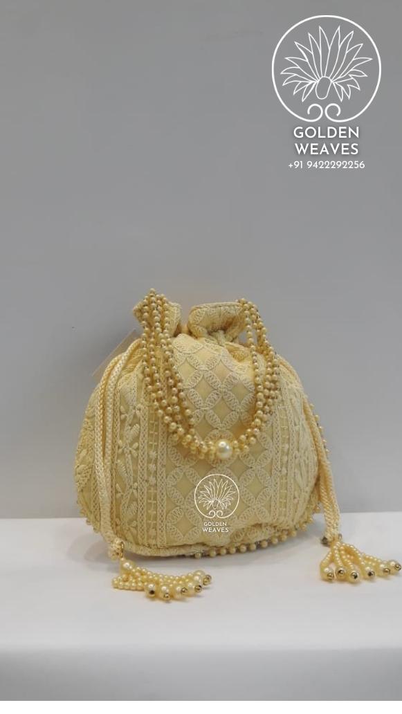 Batwa sales purse online