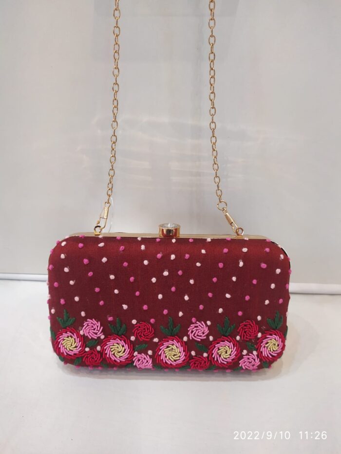 Vastra Kalakari Designer Frame Clutch