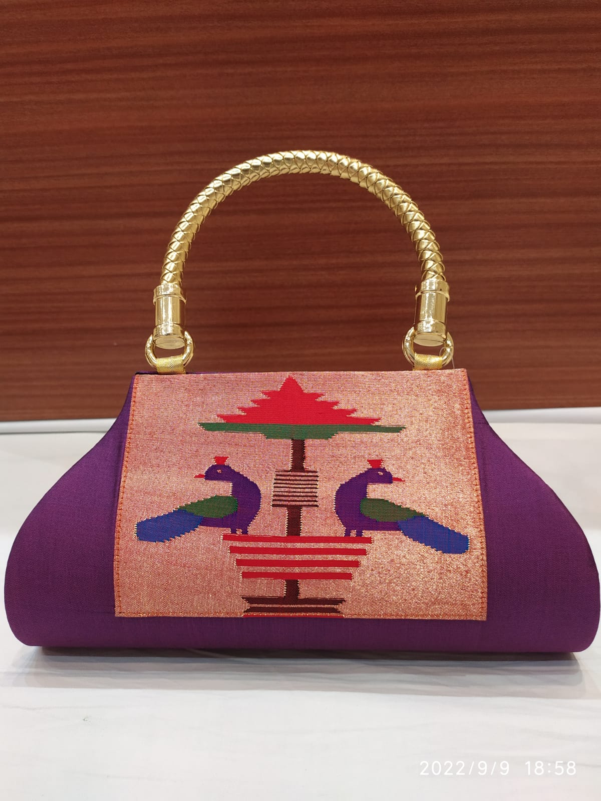 Paithani sales purse online
